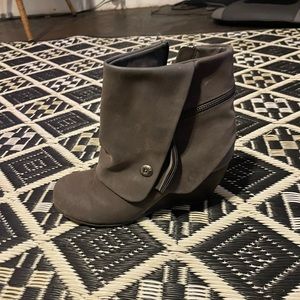 Blowfish ankle platform booties